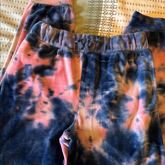Tie-Dye Hoodie and Joggers Set Sweatsuit Tracksuit Ultra Soft Girls M - Picture 8 of 11